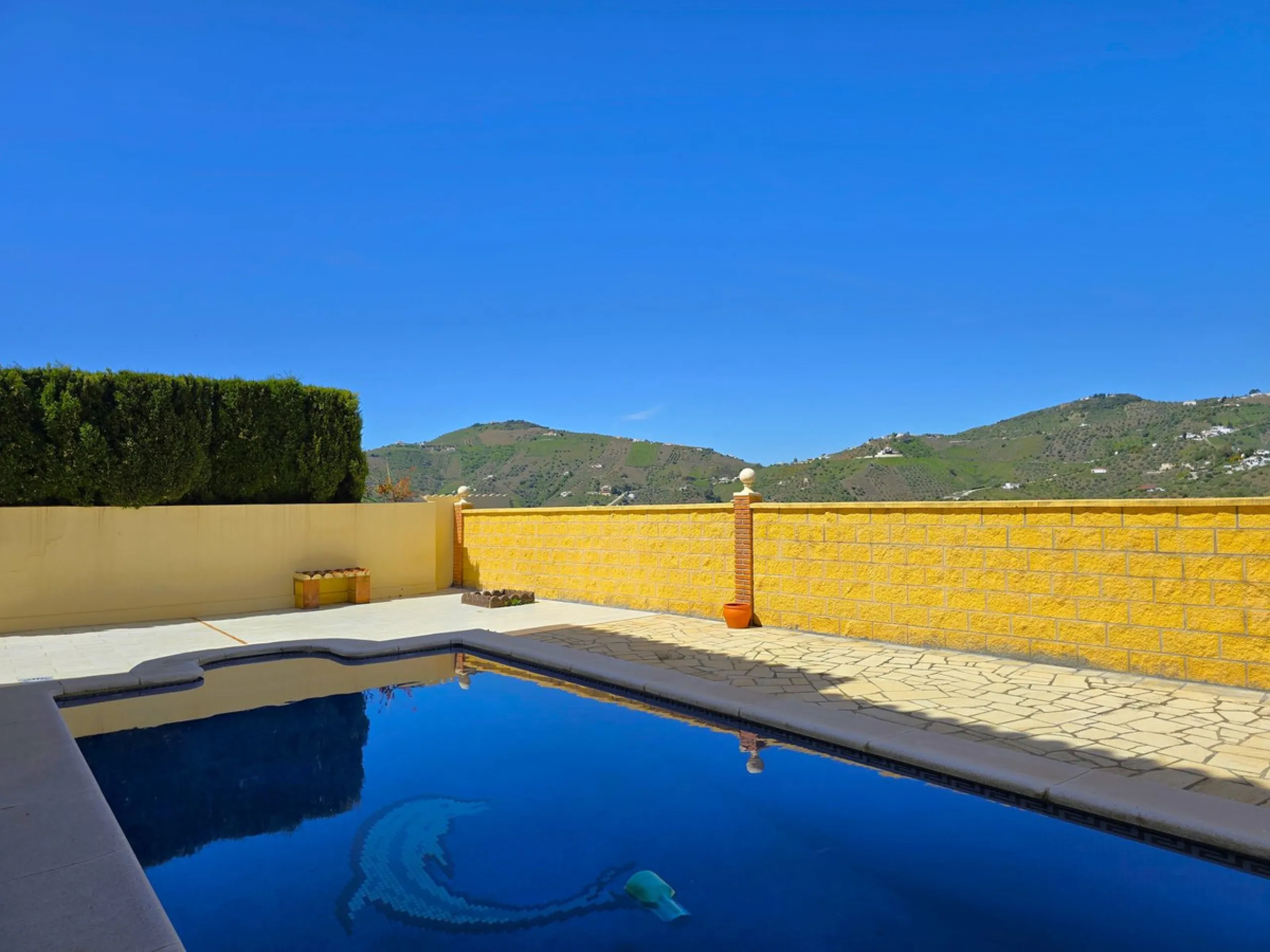 Beautifull Three-Story Villa with Spectacular Views in Canillas de Albaida
