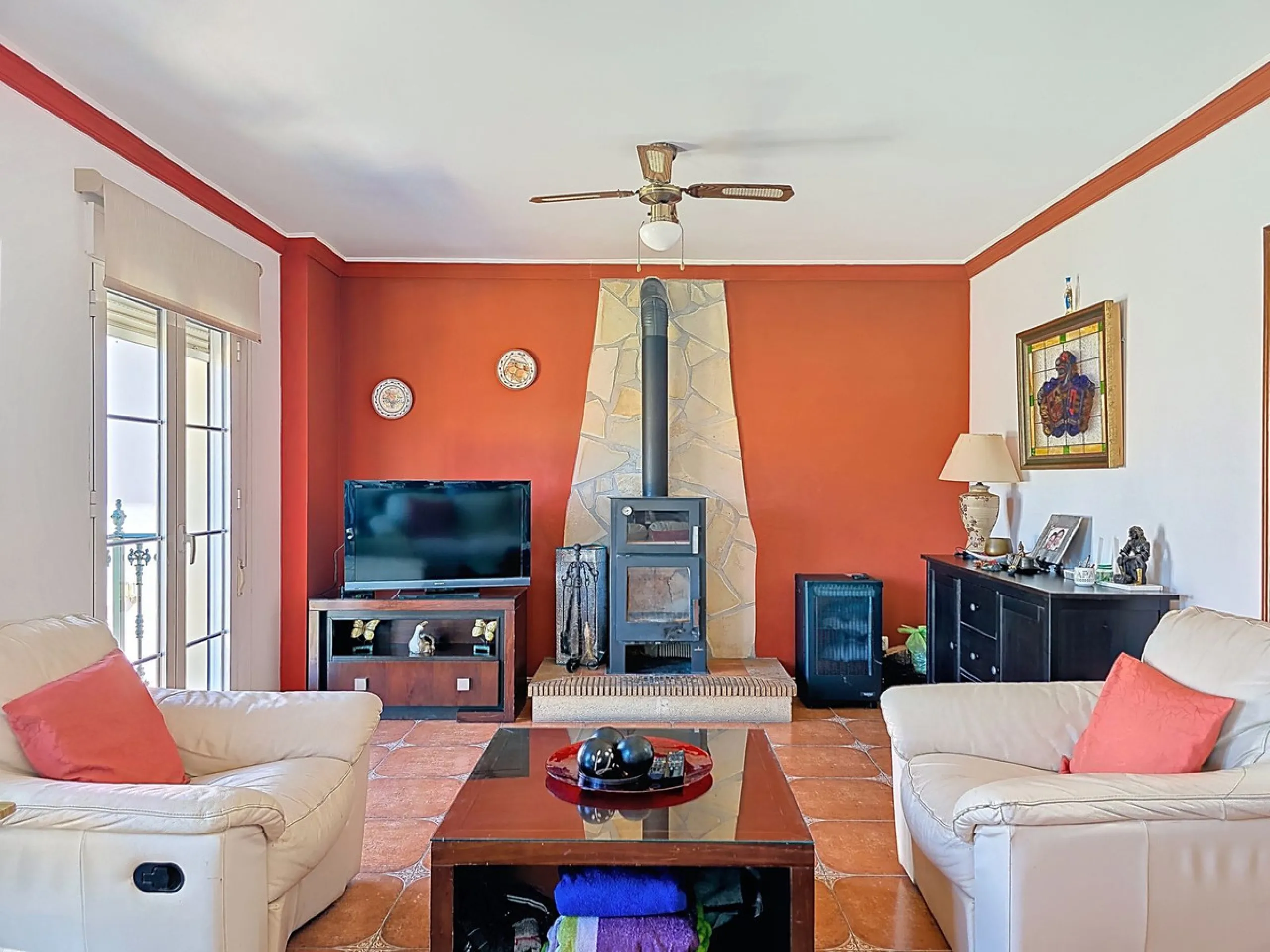 Beautifull Three-Story Villa with Spectacular Views in Canillas de Albaida