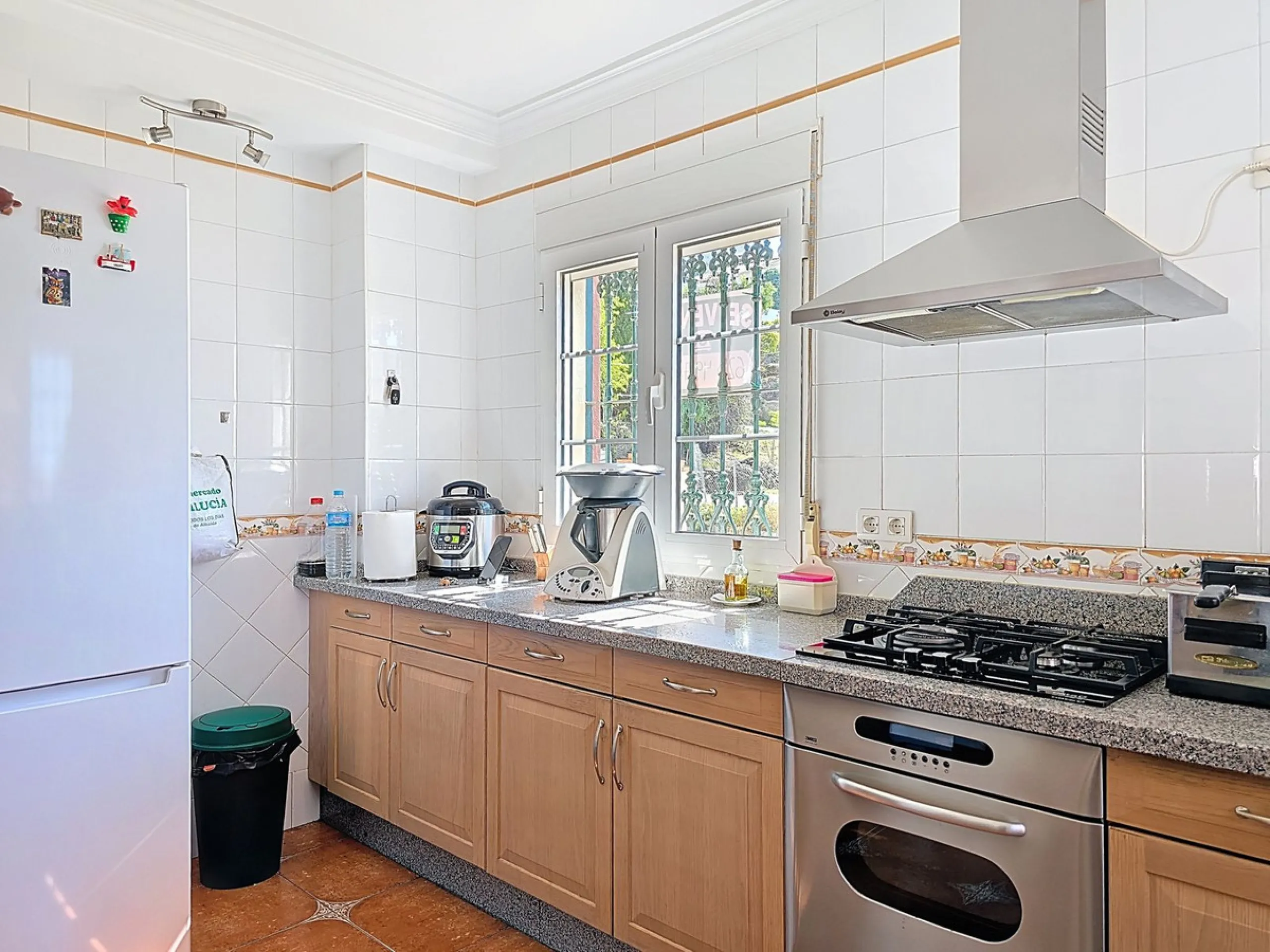 Beautifull Three-Story Villa with Spectacular Views in Canillas de Albaida