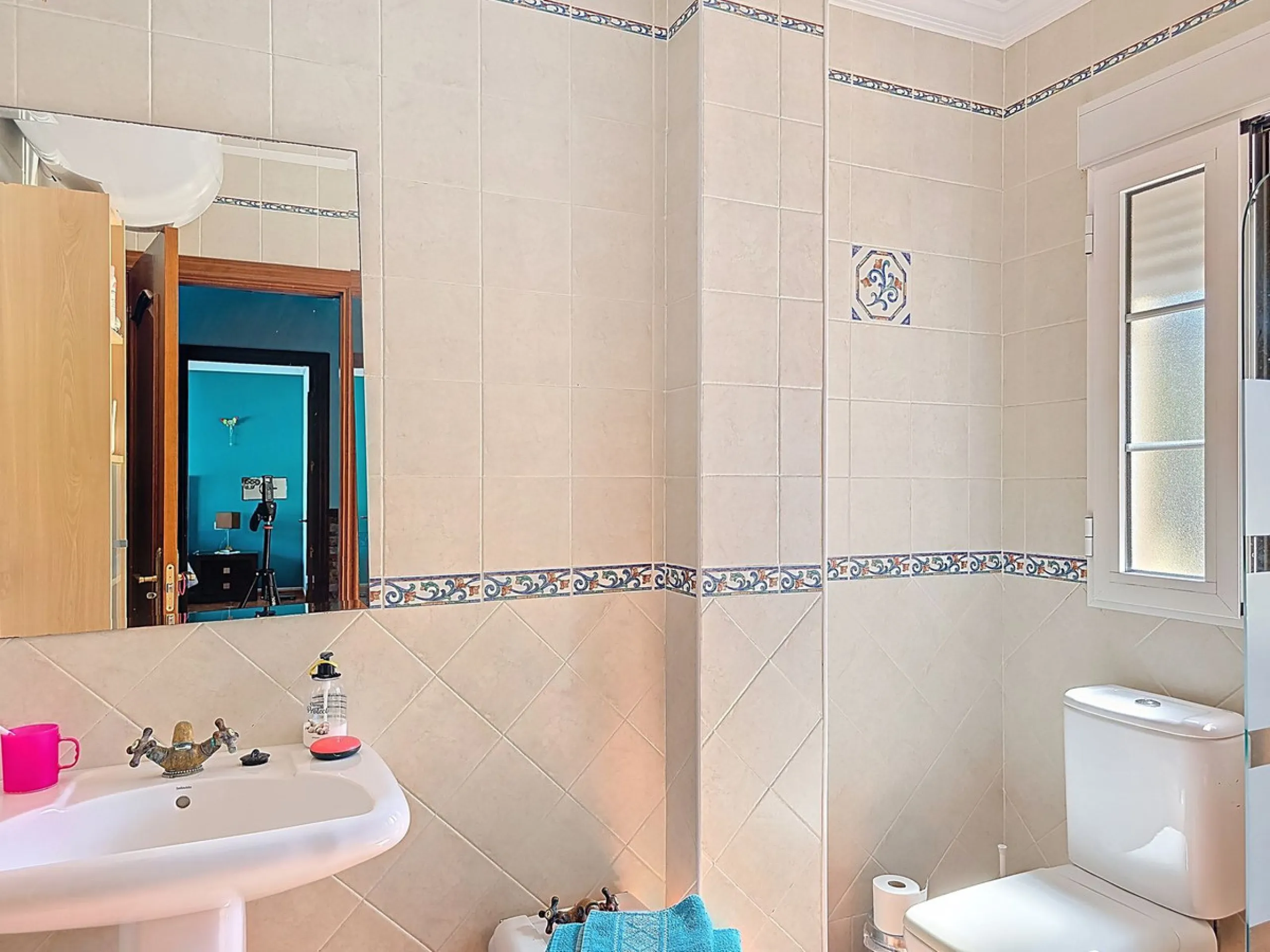Beautifull Three-Story Villa with Spectacular Views in Canillas de Albaida