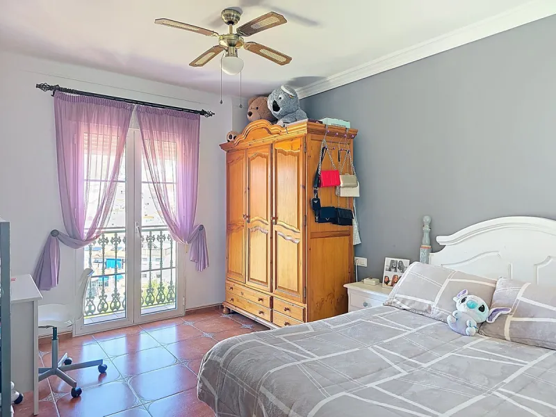 Beautifull Three-Story Villa with Spectacular Views in Canillas de Albaida