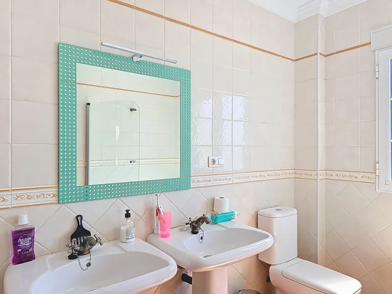 Beautifull Three-Story Villa with Spectacular Views in Canillas de Albaida