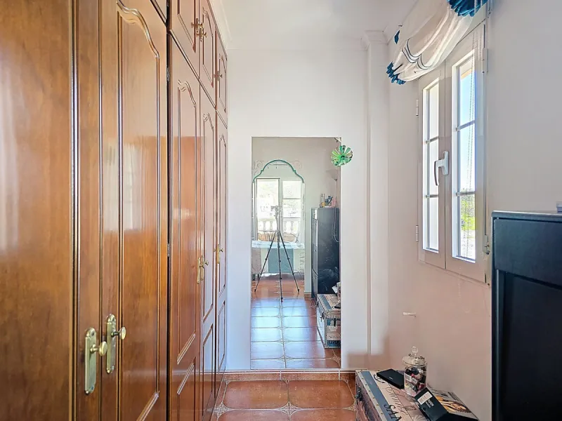 Beautifull Three-Story Villa with Spectacular Views in Canillas de Albaida