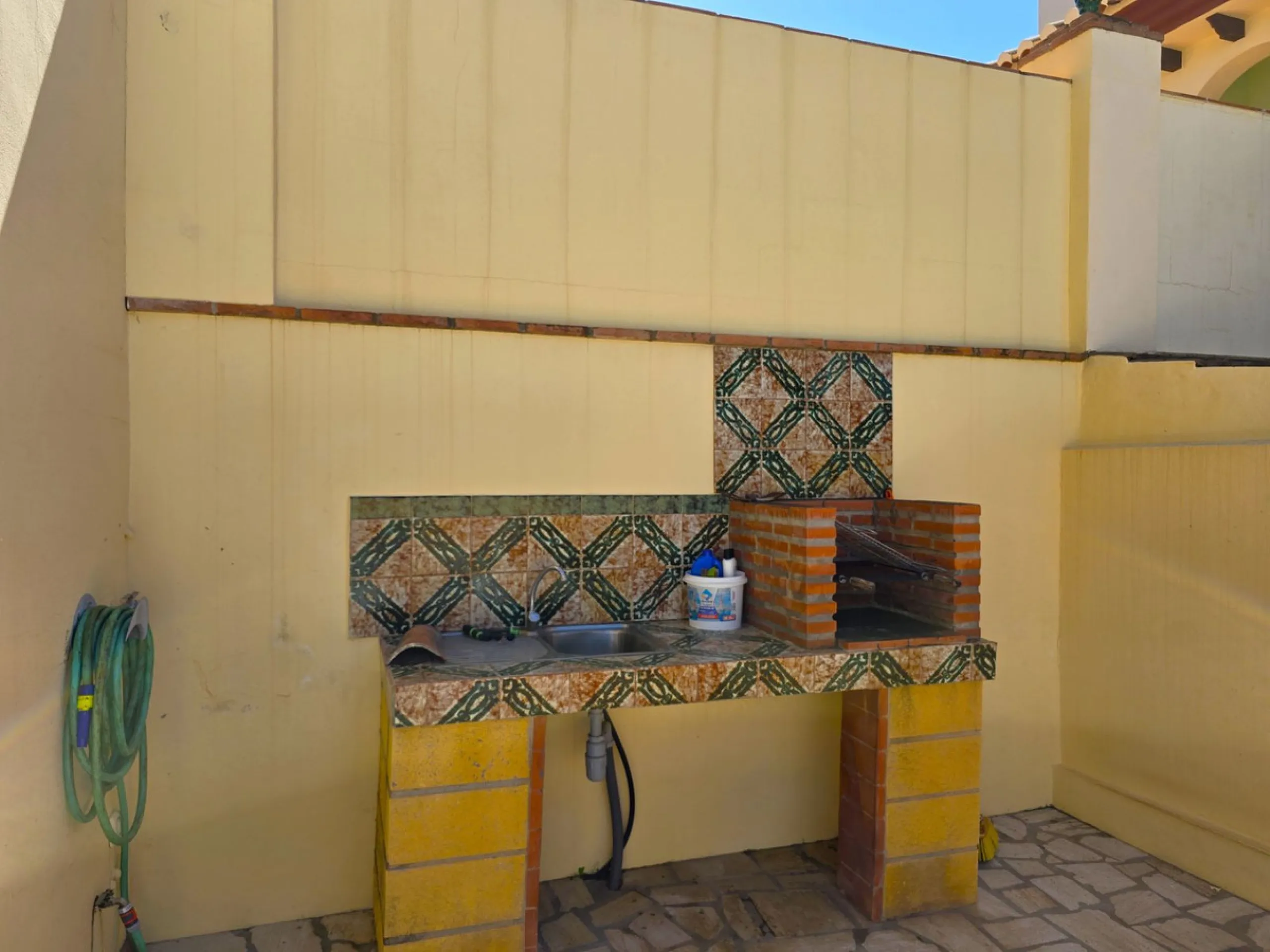 Beautifull Three-Story Villa with Spectacular Views in Canillas de Albaida