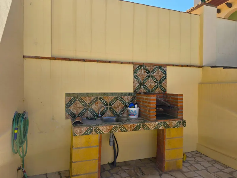 Beautifull Three-Story Villa with Spectacular Views in Canillas de Albaida