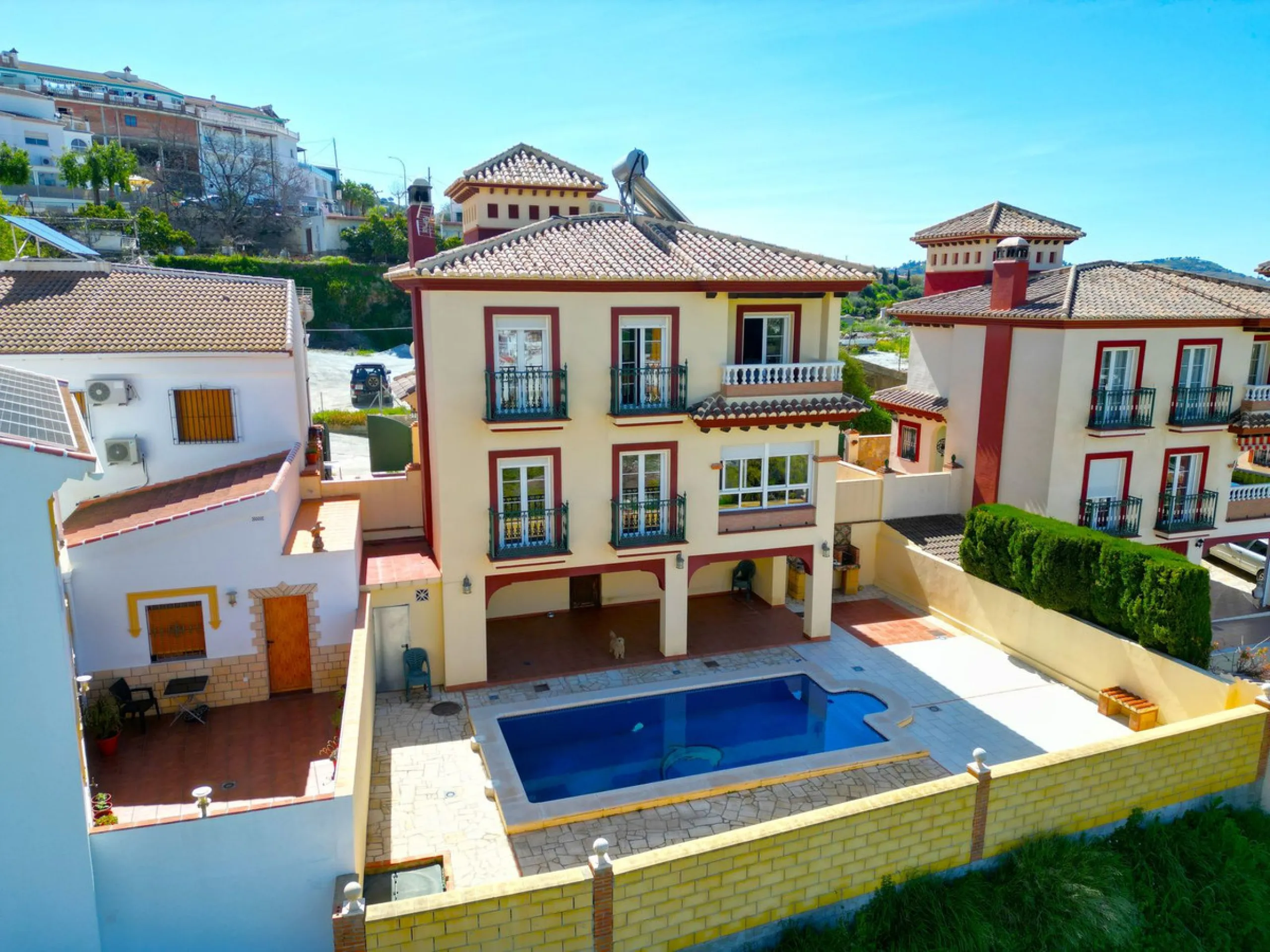 Beautifull Three-Story Villa with Spectacular Views in Canillas de Albaida