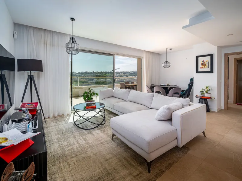 Apartment - Penthouse в продаже в Mijas, Málaga. В доме 3 спален и 2 ванных комнат. Площадь дома 104 м²