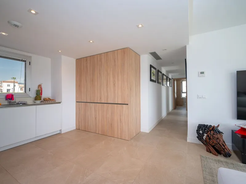 Apartment - Penthouse в продаже в Mijas, Málaga. В доме 3 спален и 2 ванных комнат. Площадь дома 104 м²