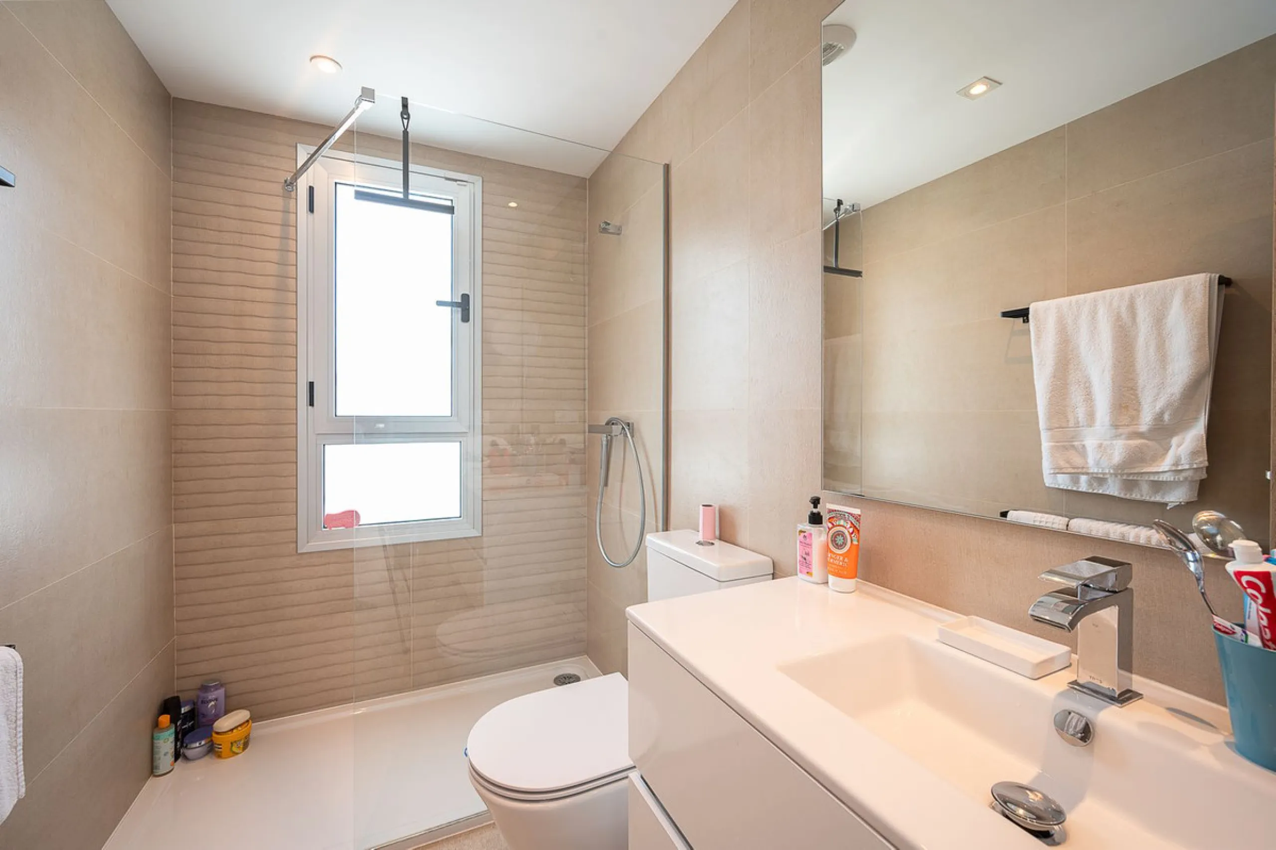 Apartment - Penthouse в продаже в Mijas, Málaga. В доме 3 спален и 2 ванных комнат. Площадь дома 104 м²