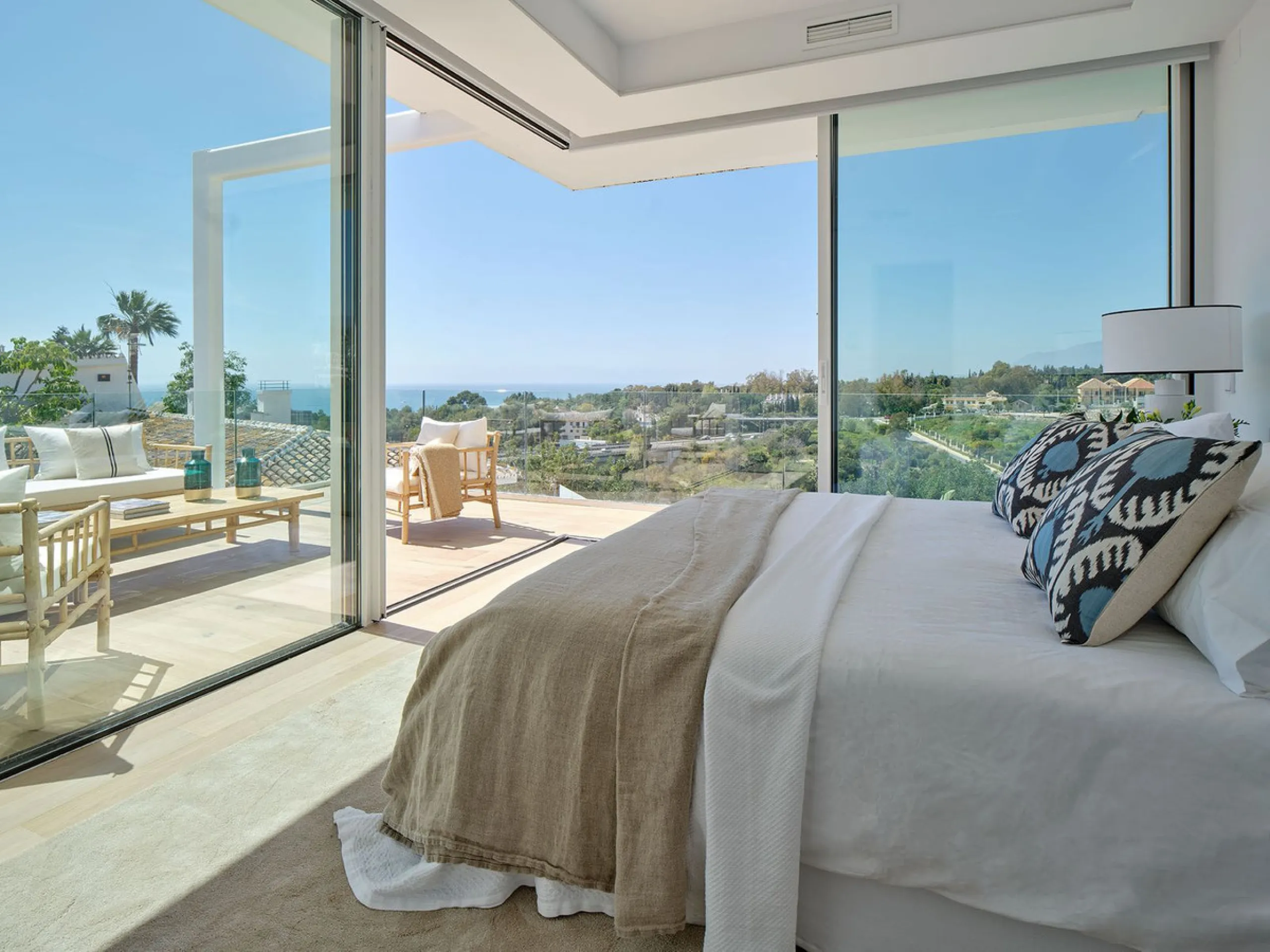 EXCLUSIVE LUXURY VILLA IN MARBELLA