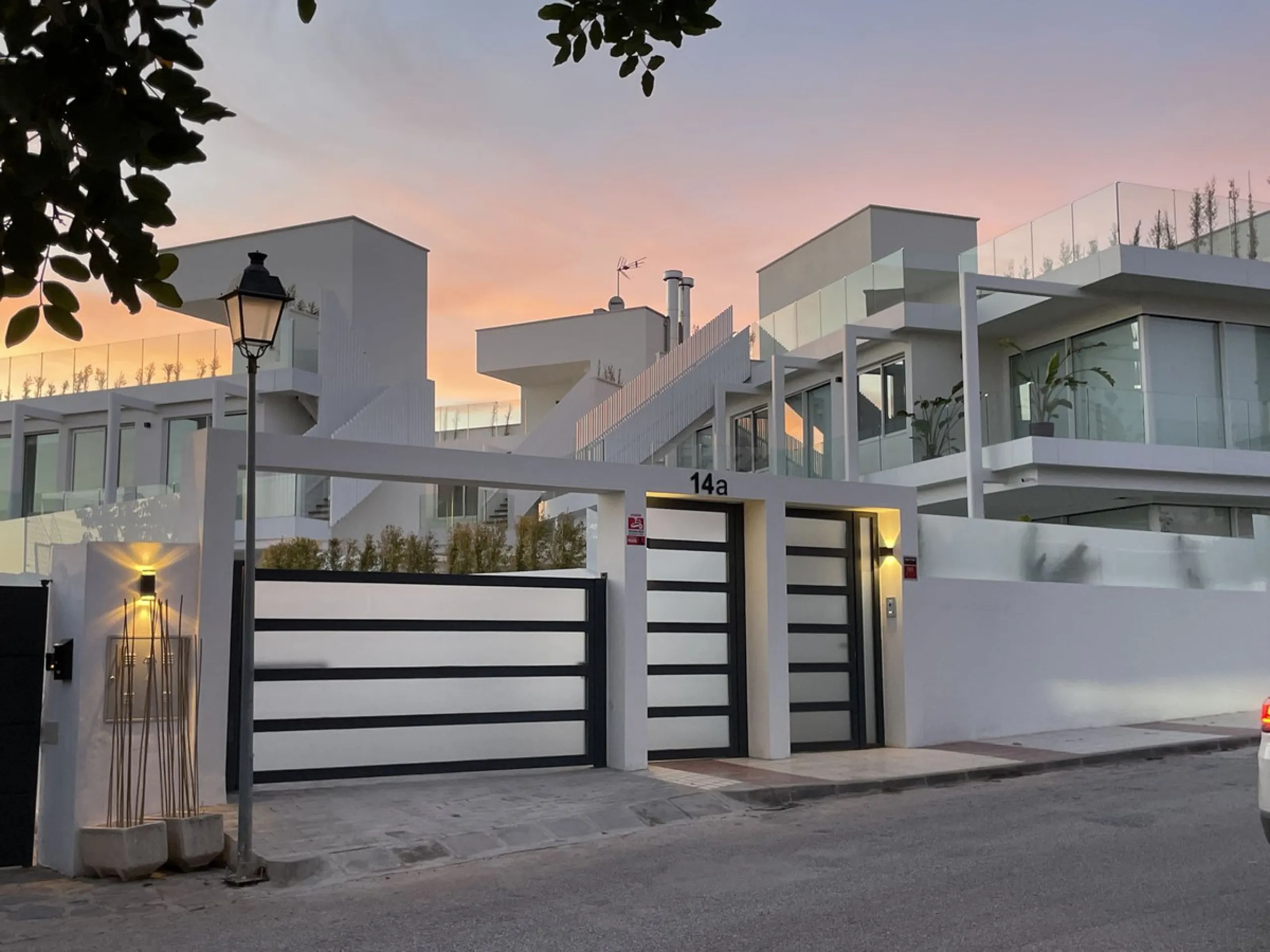 EXCLUSIVE LUXURY VILLA IN MARBELLA