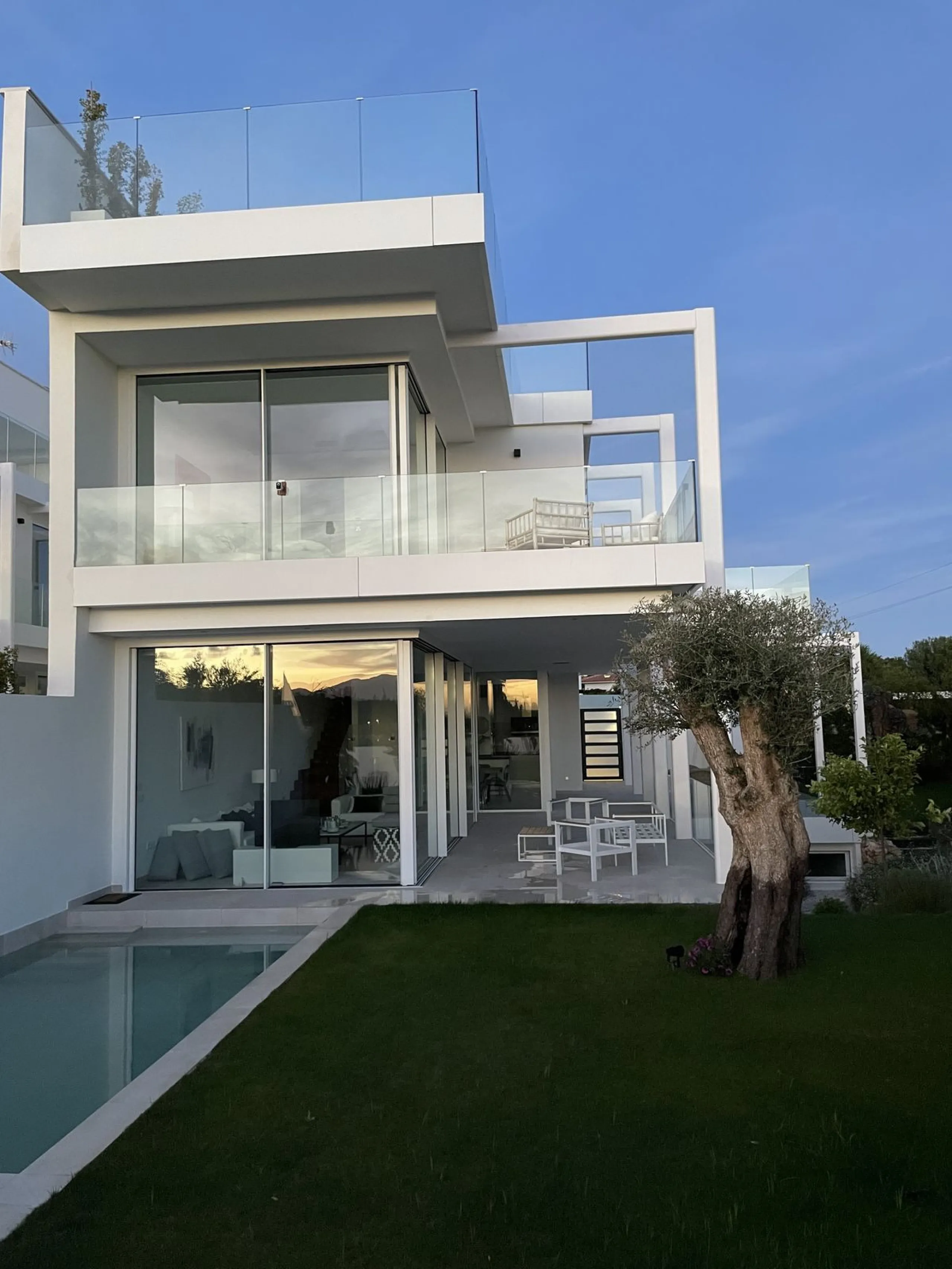 EXCLUSIVE LUXURY VILLA IN MARBELLA