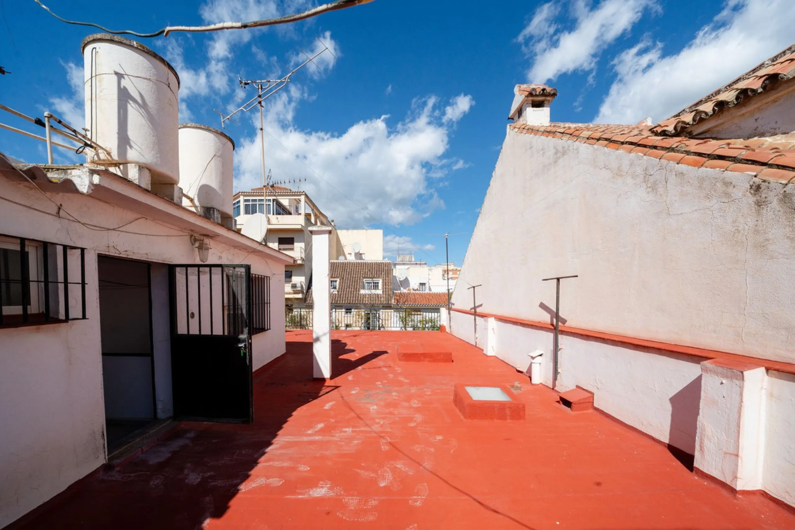 Unique opportunity in the heart of Los Boliches!
