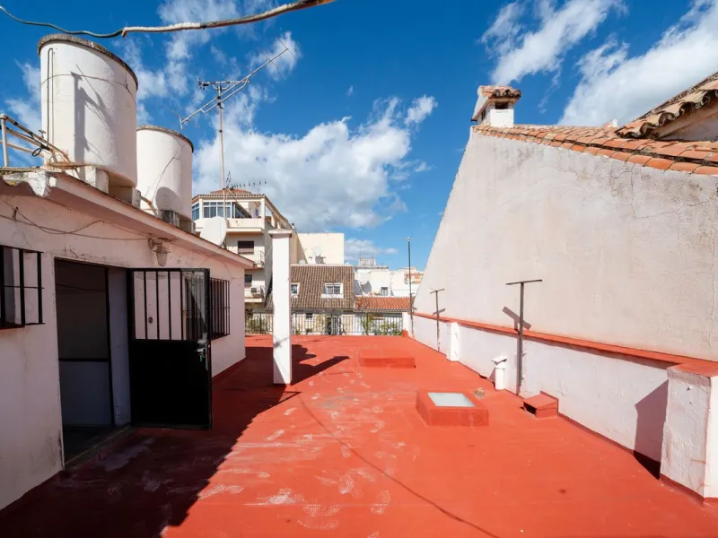 Unique opportunity in the heart of Los Boliches!