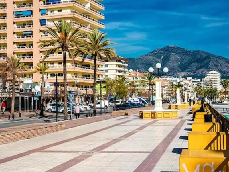 Unique opportunity in the heart of Los Boliches!