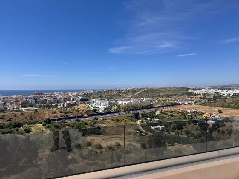 Fantastic brand new duplex penthouse property in a prestigious urbanisation in Estepona.