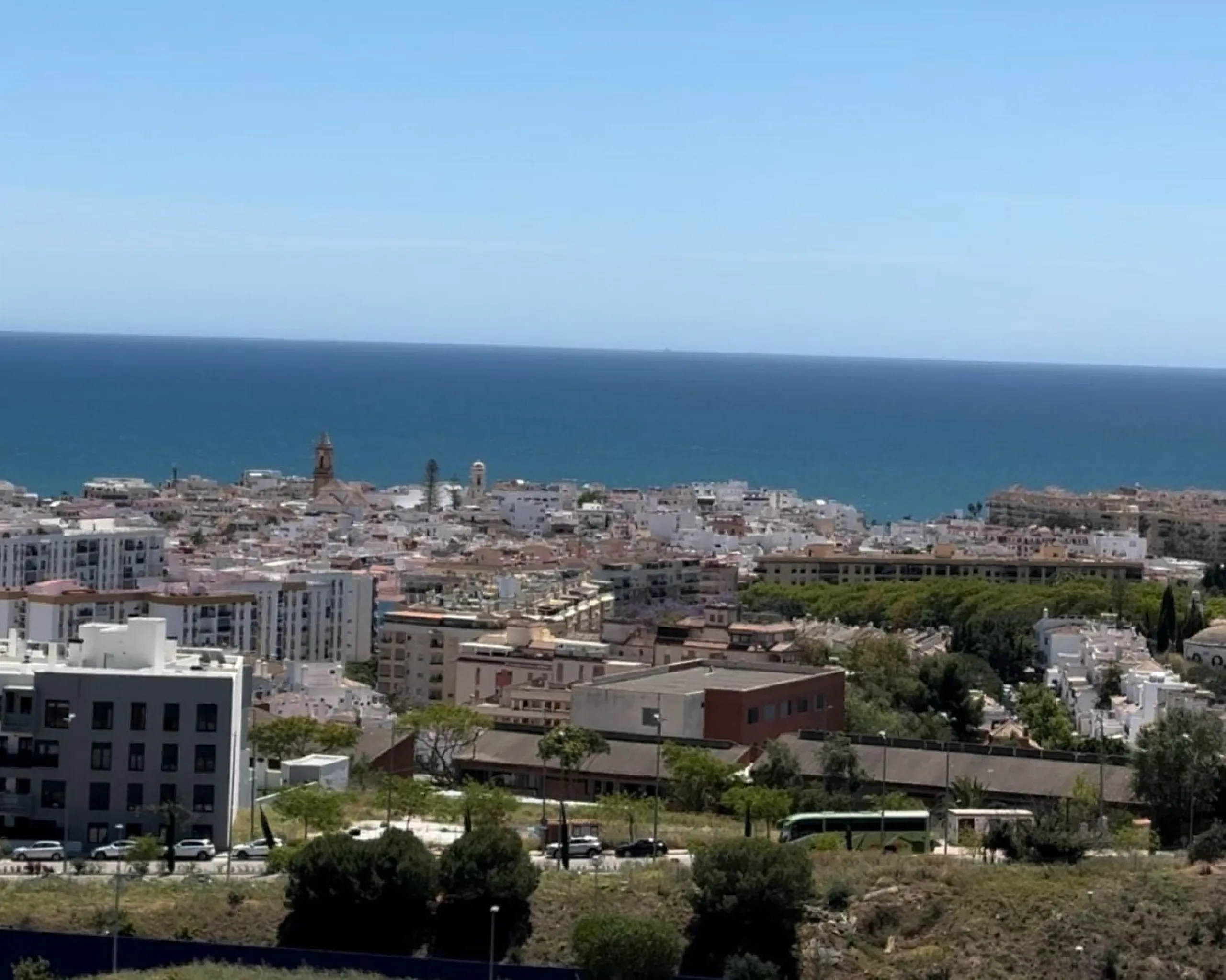 Fantastic brand new duplex penthouse property in a prestigious urbanisation in Estepona.