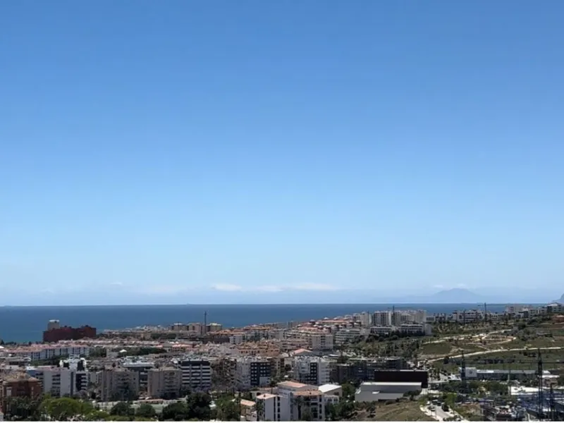 Fantastic brand new duplex penthouse property in a prestigious urbanisation in Estepona.