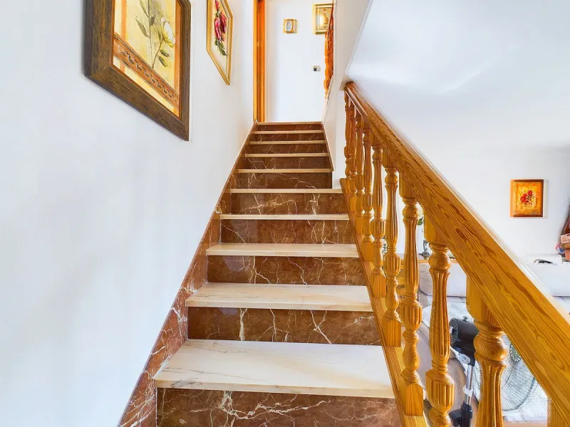 SECOND LINE BEACH  2 BED/2 BATH TOWNHOUSE – ESTEPONA PROMENADE!