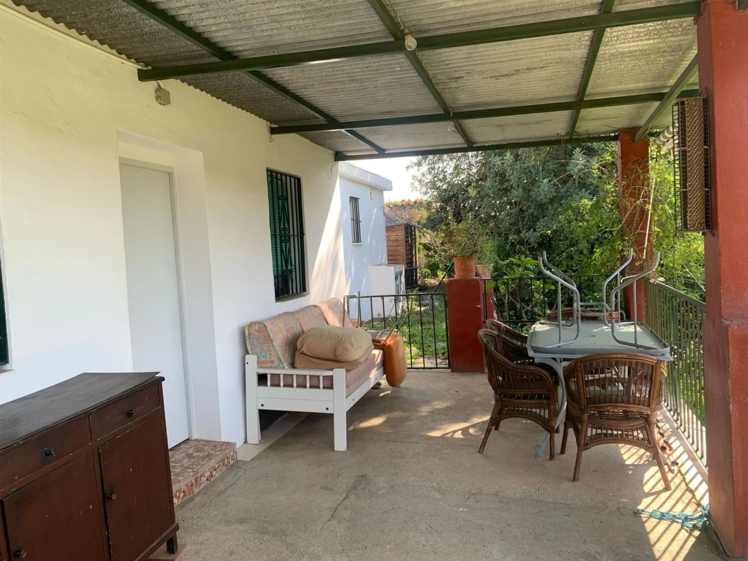 House - Finca - Cortijo в продаже в Mijas, Málaga. В доме 3 спален и 2 ванных комнат. Площадь дома 208 м². Площадь участка 19200 м²