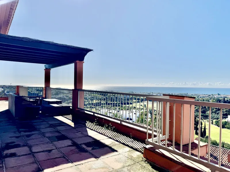 PRESTIGIOUS CORNER PENTHOUSE IN ROYAL FLAMINGOS, BENAHAVIS