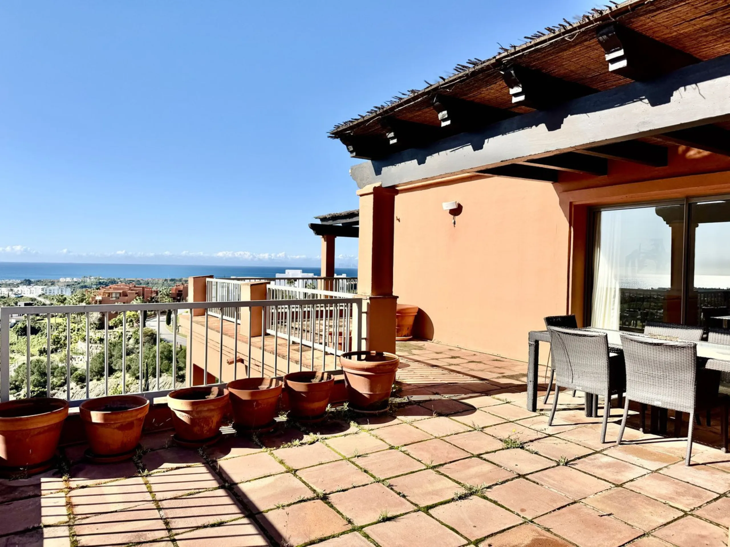 PRESTIGIOUS CORNER PENTHOUSE IN ROYAL FLAMINGOS, BENAHAVIS