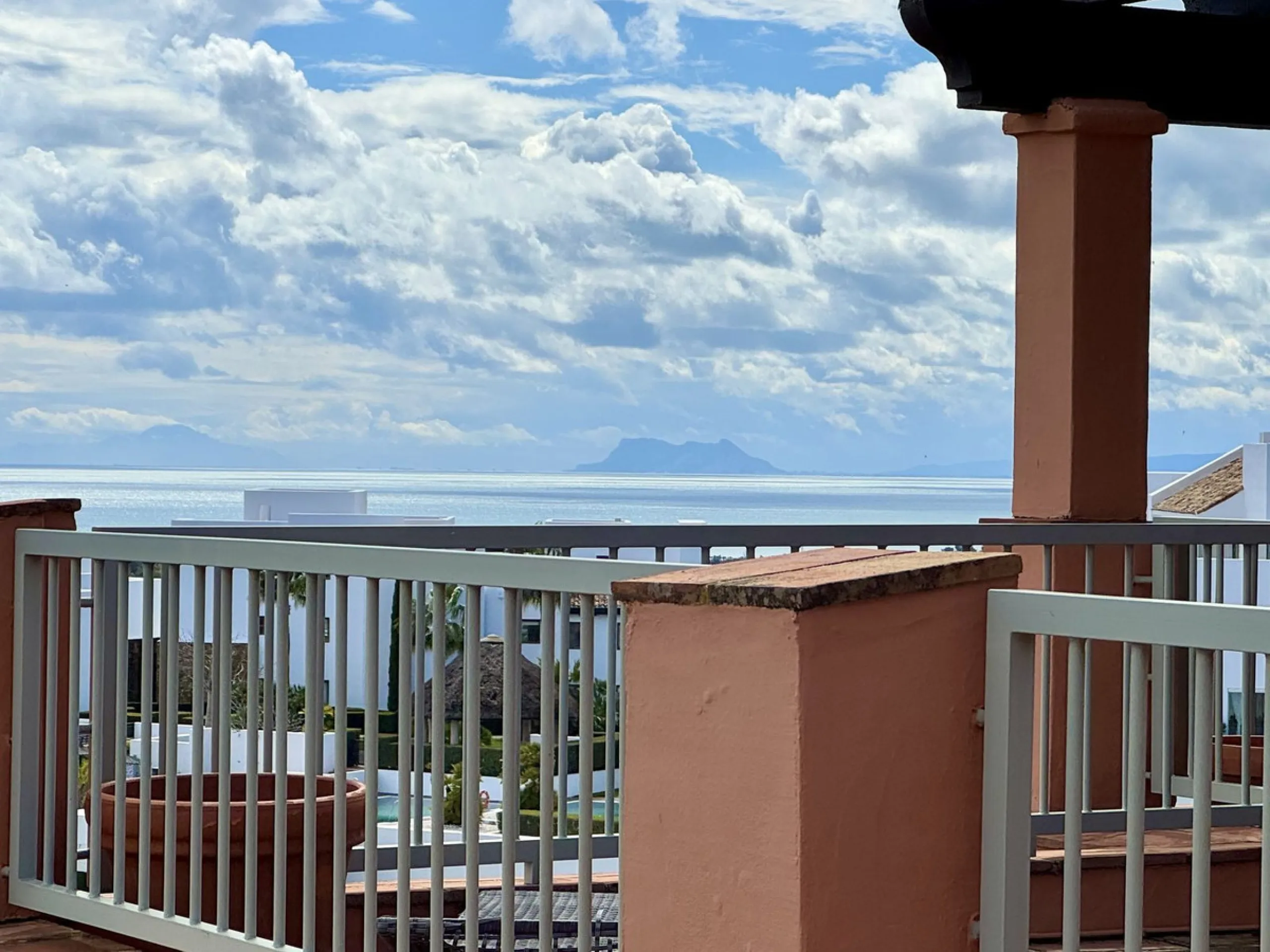 PRESTIGIOUS CORNER PENTHOUSE IN ROYAL FLAMINGOS, BENAHAVIS