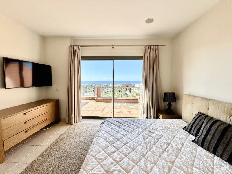 PRESTIGIOUS CORNER PENTHOUSE IN ROYAL FLAMINGOS, BENAHAVIS