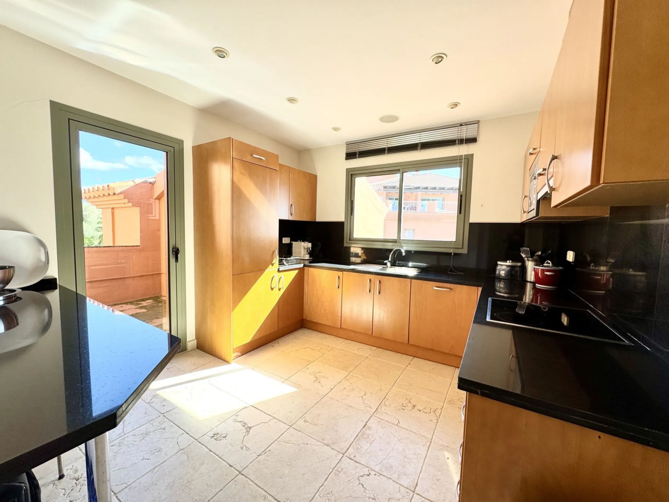 PRESTIGIOUS CORNER PENTHOUSE IN ROYAL FLAMINGOS, BENAHAVIS