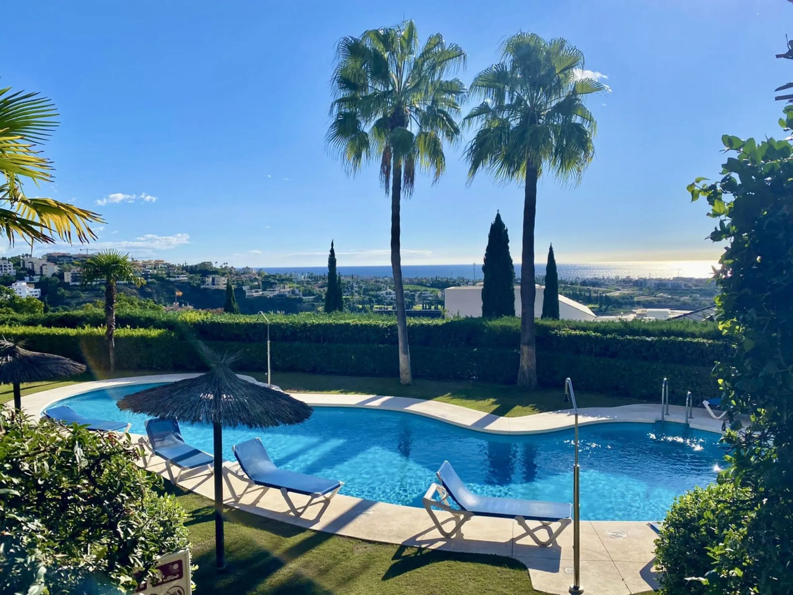 PRESTIGIOUS CORNER PENTHOUSE IN ROYAL FLAMINGOS, BENAHAVIS