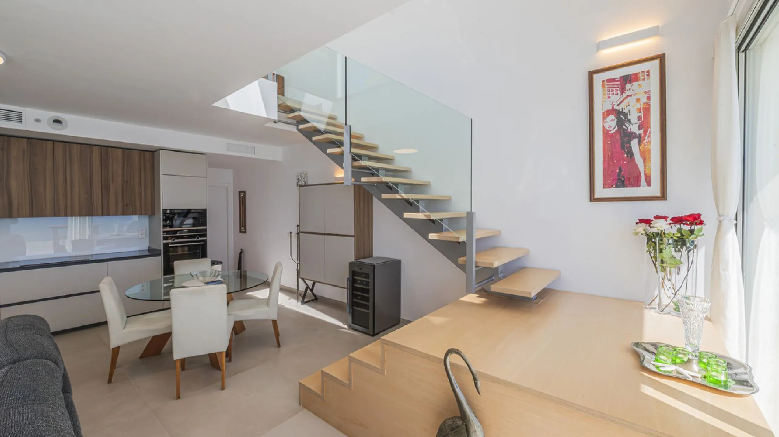Apartment - Penthouse Duplex в продаже в Benalmadena, Málaga. В доме 3 спален и 2 ванных комнат. Площадь дома 213 м²