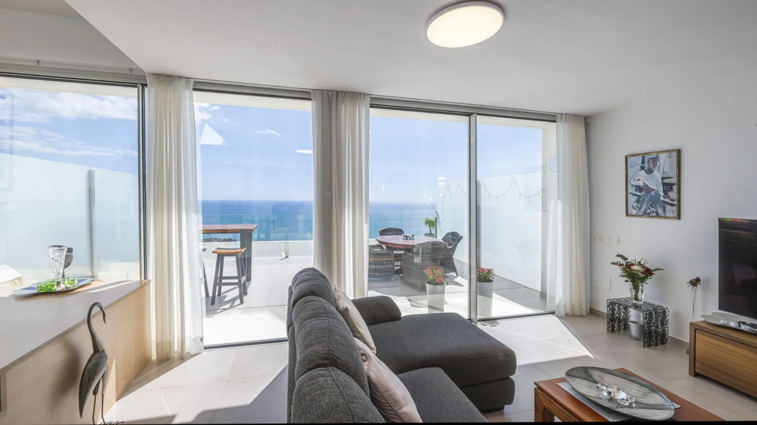Apartment - Penthouse Duplex в продаже в Benalmadena, Málaga. В доме 3 спален и 2 ванных комнат. Площадь дома 213 м²