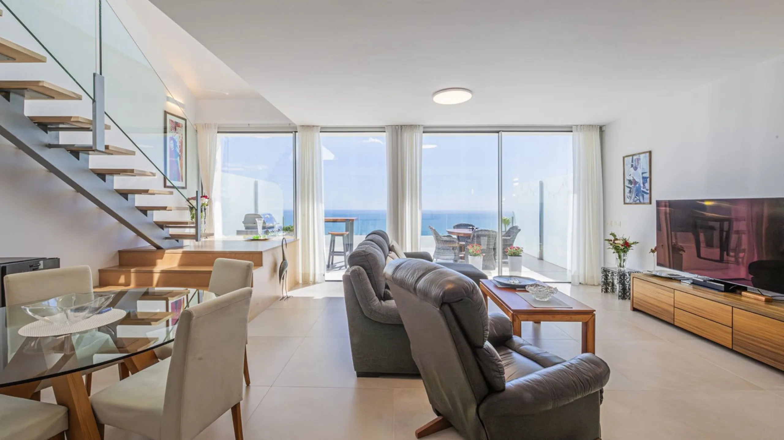 Apartment - Penthouse Duplex в продаже в Benalmadena, Málaga. В доме 3 спален и 2 ванных комнат. Площадь дома 213 м²