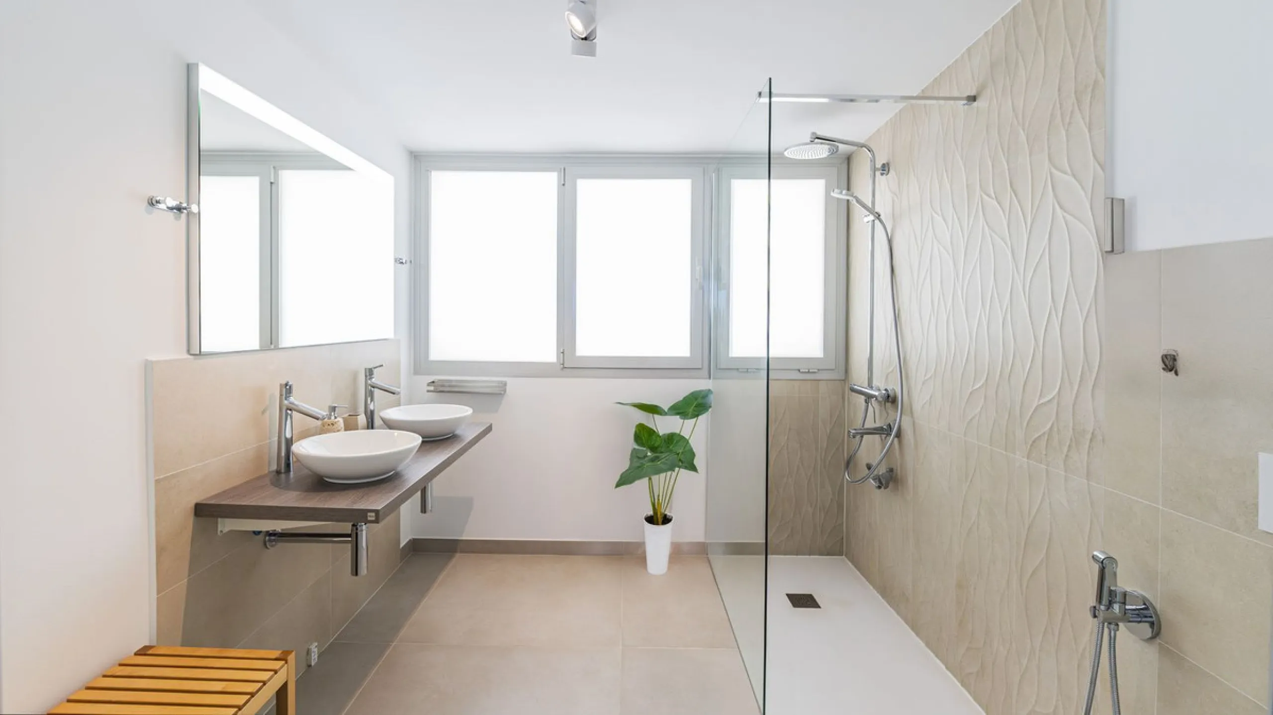 Apartment - Penthouse Duplex в продаже в Benalmadena, Málaga. В доме 3 спален и 2 ванных комнат. Площадь дома 213 м²