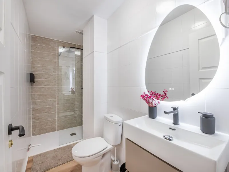 4-Bedroom Apartment for Sale in Málaga Center – Great Investment Opportunity