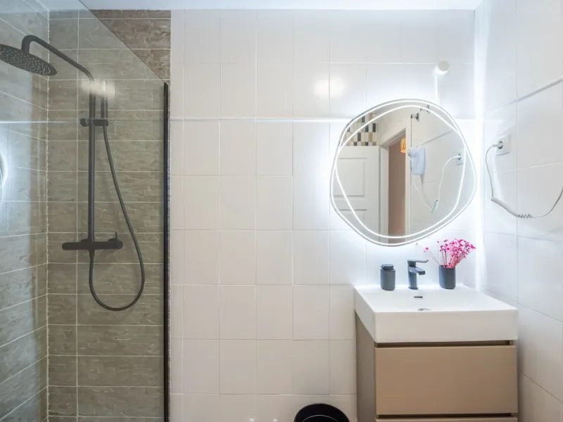 4-Bedroom Apartment for Sale in Málaga Center – Great Investment Opportunity