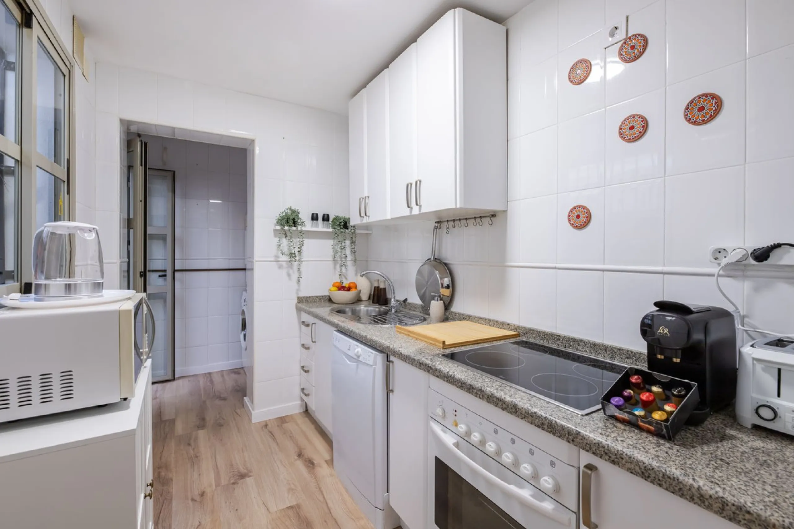 4-Bedroom Apartment for Sale in Málaga Center – Great Investment Opportunity