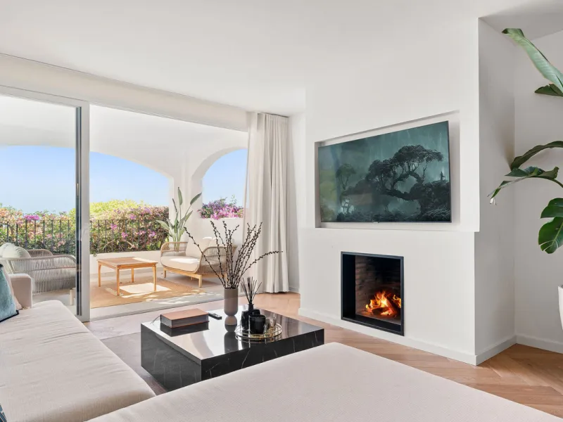 House - Townhouse в продаже в Marbella, Málaga. В доме 4 спален и 4 ванных комнат. Площадь дома 389 м²