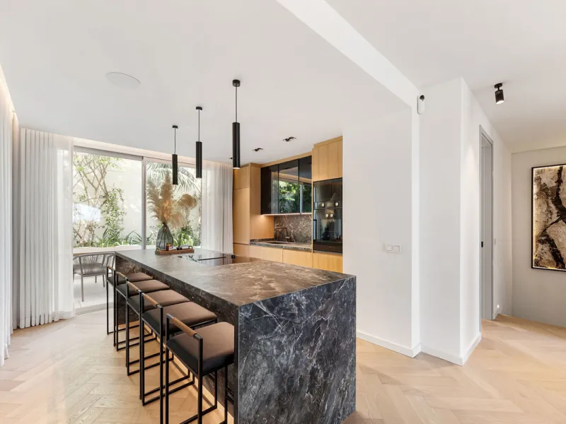 La Maison Saint Germain is an exceptional two-storey townhouse for sale  in the prestigious Golden Mile, a highly sought-after area known for its refined residences, excellent amenities, and seamless connectivity to Marbella's finest offerings. This newly