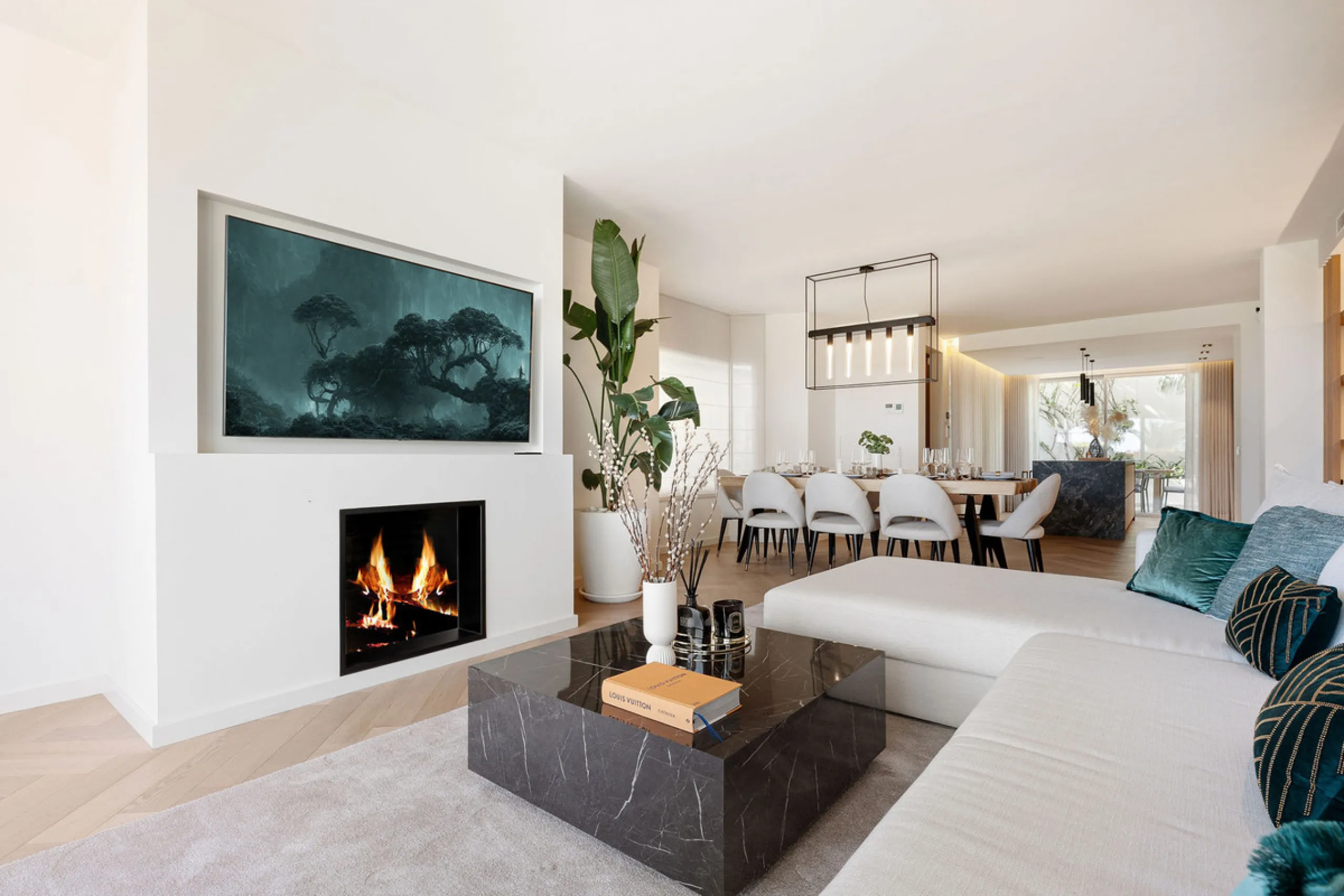 La Maison Saint Germain is an exceptional two-storey townhouse for sale  in the prestigious Golden Mile, a highly sought-after area known for its refined residences, excellent amenities, and seamless connectivity to Marbella's finest offerings. This newly