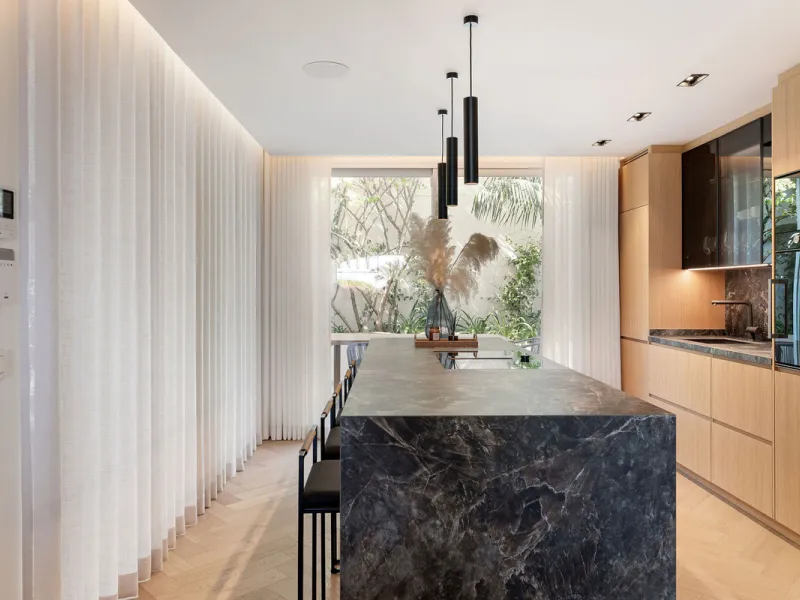 La Maison Saint Germain is an exceptional two-storey townhouse for sale  in the prestigious Golden Mile, a highly sought-after area known for its refined residences, excellent amenities, and seamless connectivity to Marbella's finest offerings. This newly