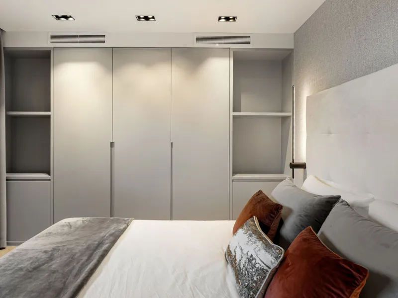 La Maison Saint Germain is an exceptional two-storey townhouse for sale  in the prestigious Golden Mile, a highly sought-after area known for its refined residences, excellent amenities, and seamless connectivity to Marbella's finest offerings. This newly