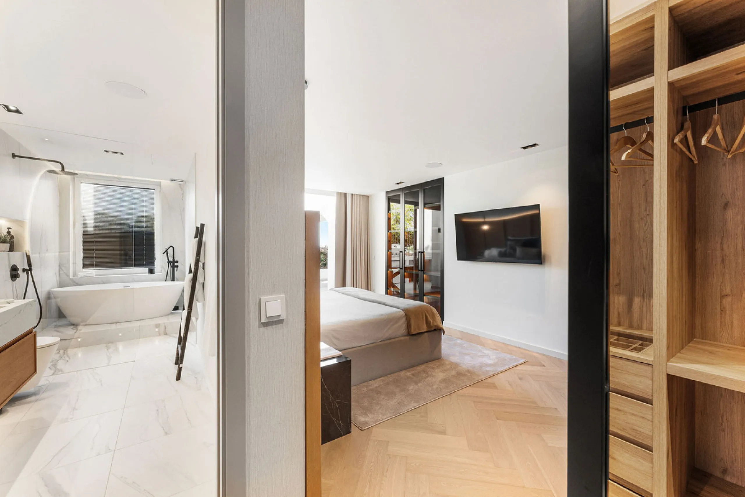 La Maison Saint Germain is an exceptional two-storey townhouse for sale  in the prestigious Golden Mile, a highly sought-after area known for its refined residences, excellent amenities, and seamless connectivity to Marbella's finest offerings. This newly