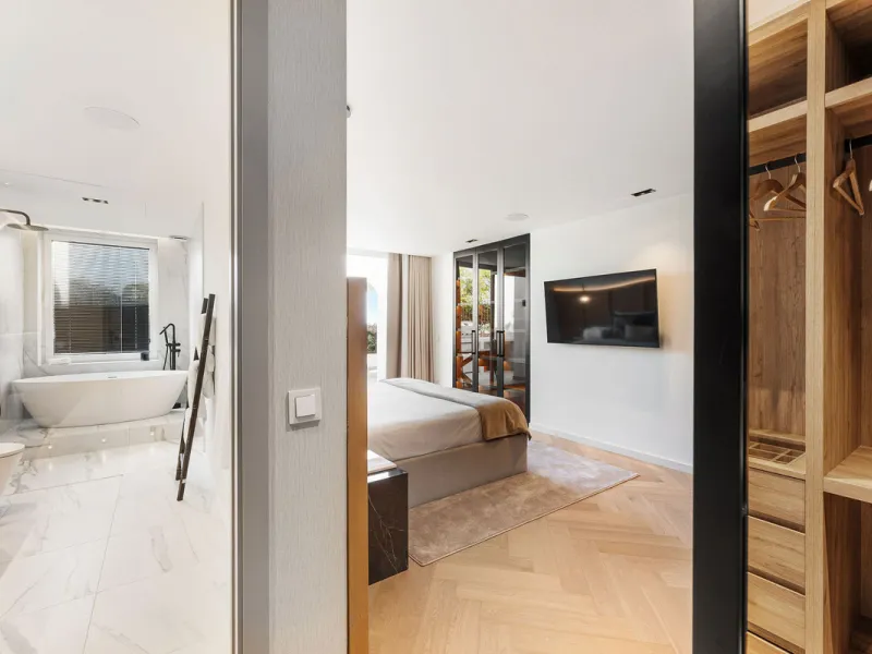 La Maison Saint Germain is an exceptional two-storey townhouse for sale  in the prestigious Golden Mile, a highly sought-after area known for its refined residences, excellent amenities, and seamless connectivity to Marbella's finest offerings. This newly