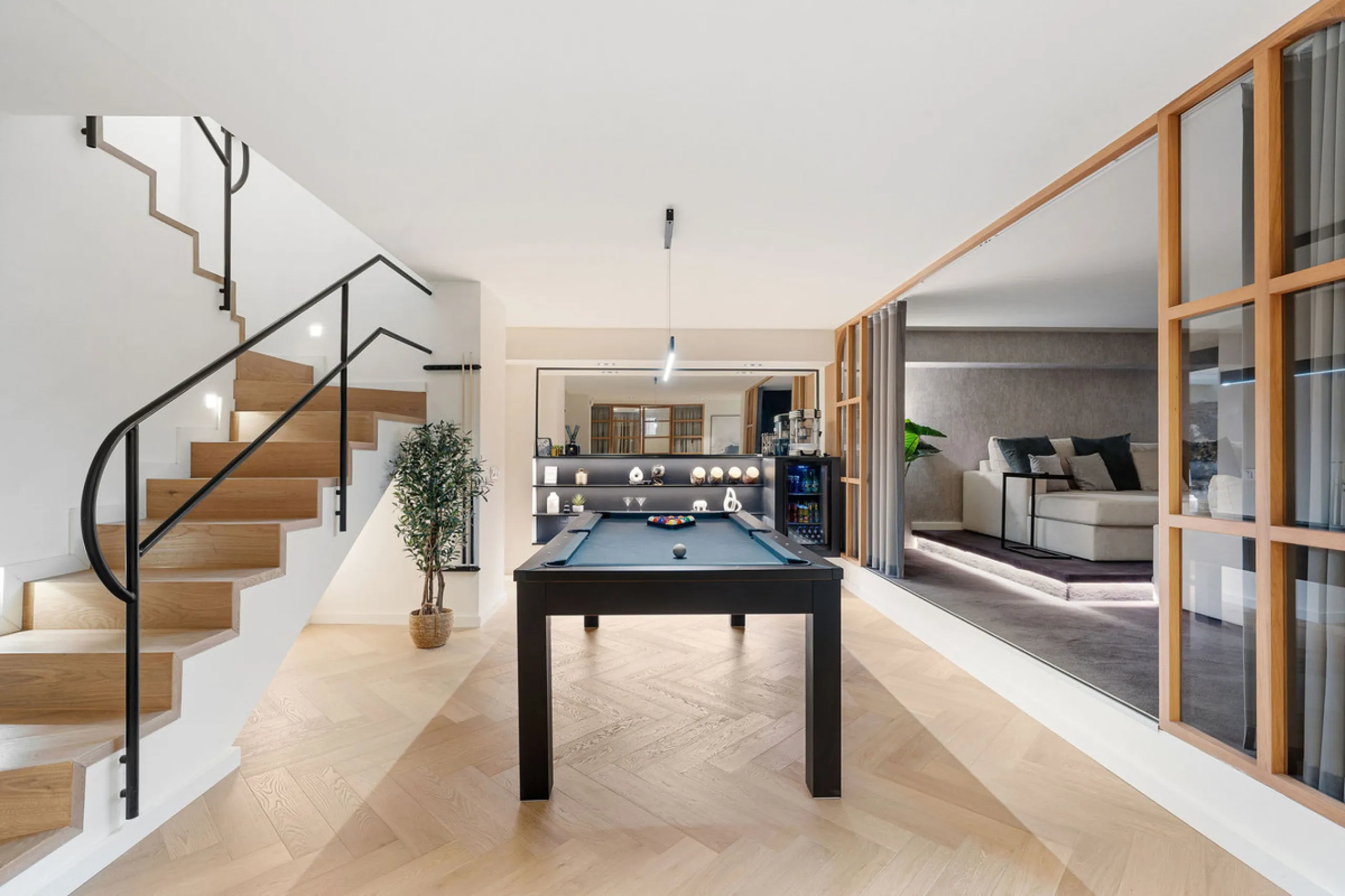La Maison Saint Germain is an exceptional two-storey townhouse for sale  in the prestigious Golden Mile, a highly sought-after area known for its refined residences, excellent amenities, and seamless connectivity to Marbella's finest offerings. This newly
