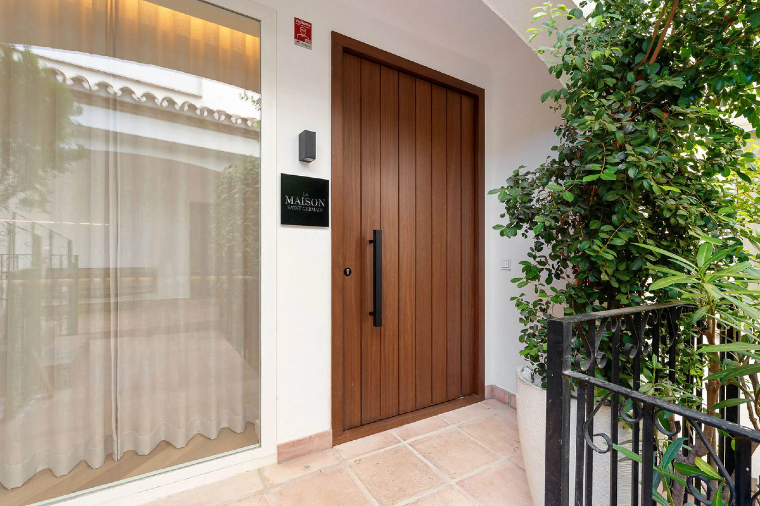 La Maison Saint Germain is an exceptional two-storey townhouse for sale  in the prestigious Golden Mile, a highly sought-after area known for its refined residences, excellent amenities, and seamless connectivity to Marbella's finest offerings. This newly