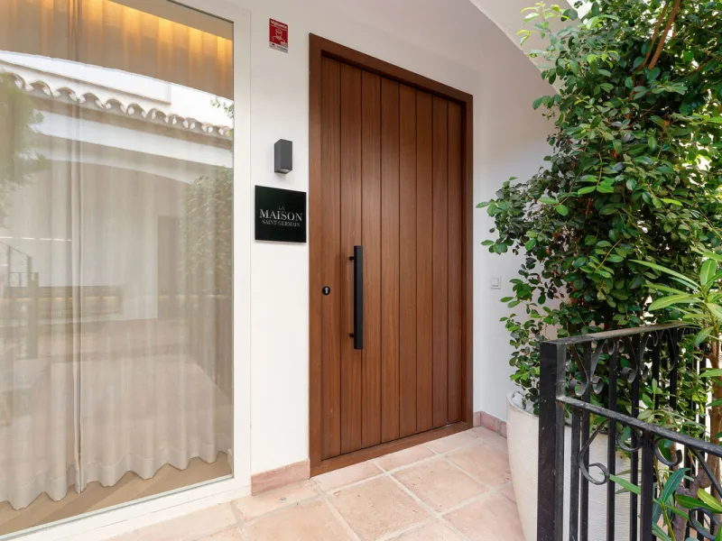 La Maison Saint Germain is an exceptional two-storey townhouse for sale  in the prestigious Golden Mile, a highly sought-after area known for its refined residences, excellent amenities, and seamless connectivity to Marbella's finest offerings. This newly