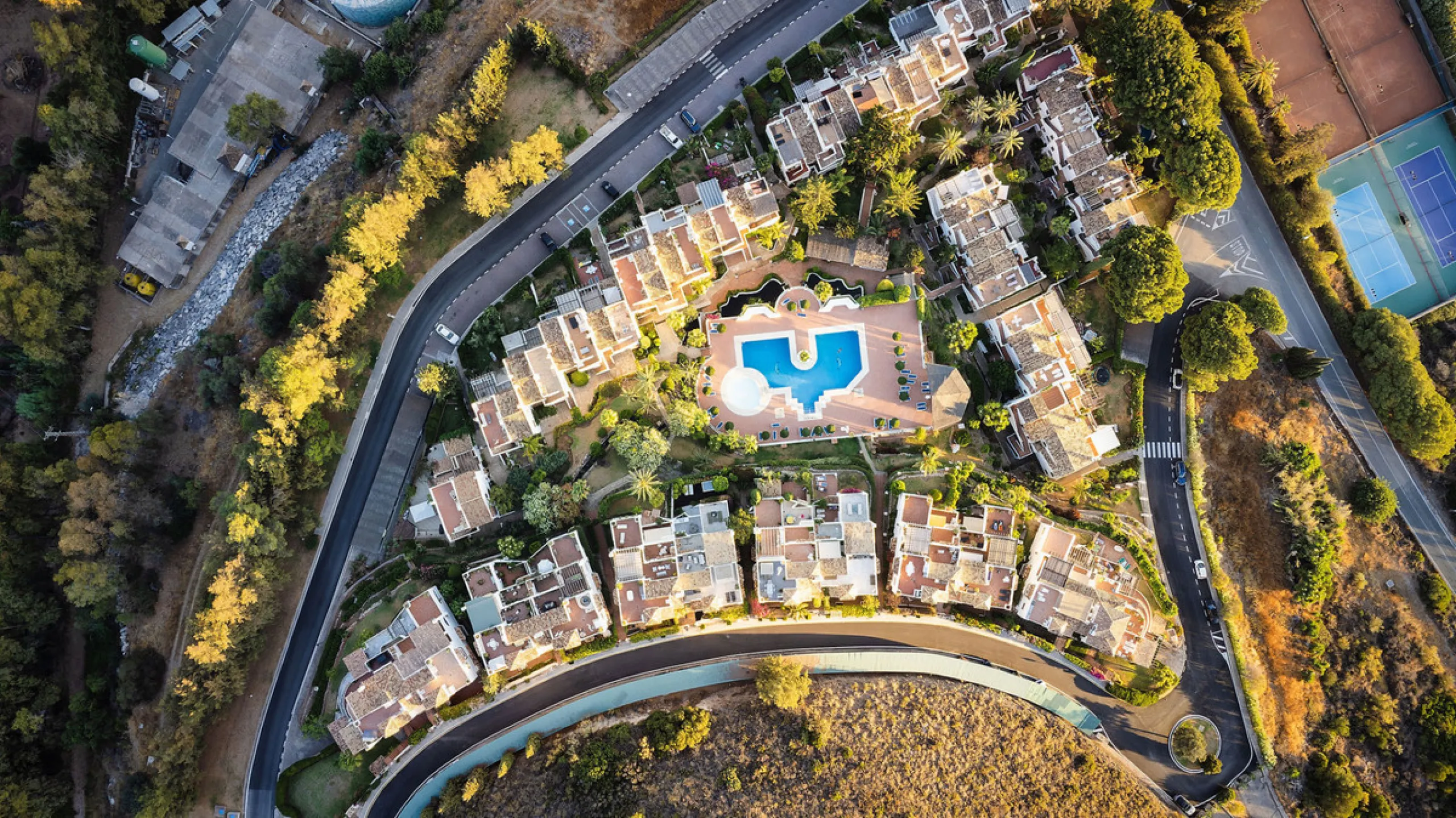 La Maison Saint Germain is an exceptional two-storey townhouse for sale  in the prestigious Golden Mile, a highly sought-after area known for its refined residences, excellent amenities, and seamless connectivity to Marbella's finest offerings. This newly