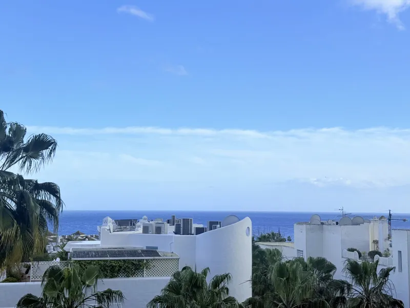 Apartment - Penthouse в продаже в Marbella, Málaga. В доме 4 спален и 3 ванных комнат. Площадь дома 199 м²
