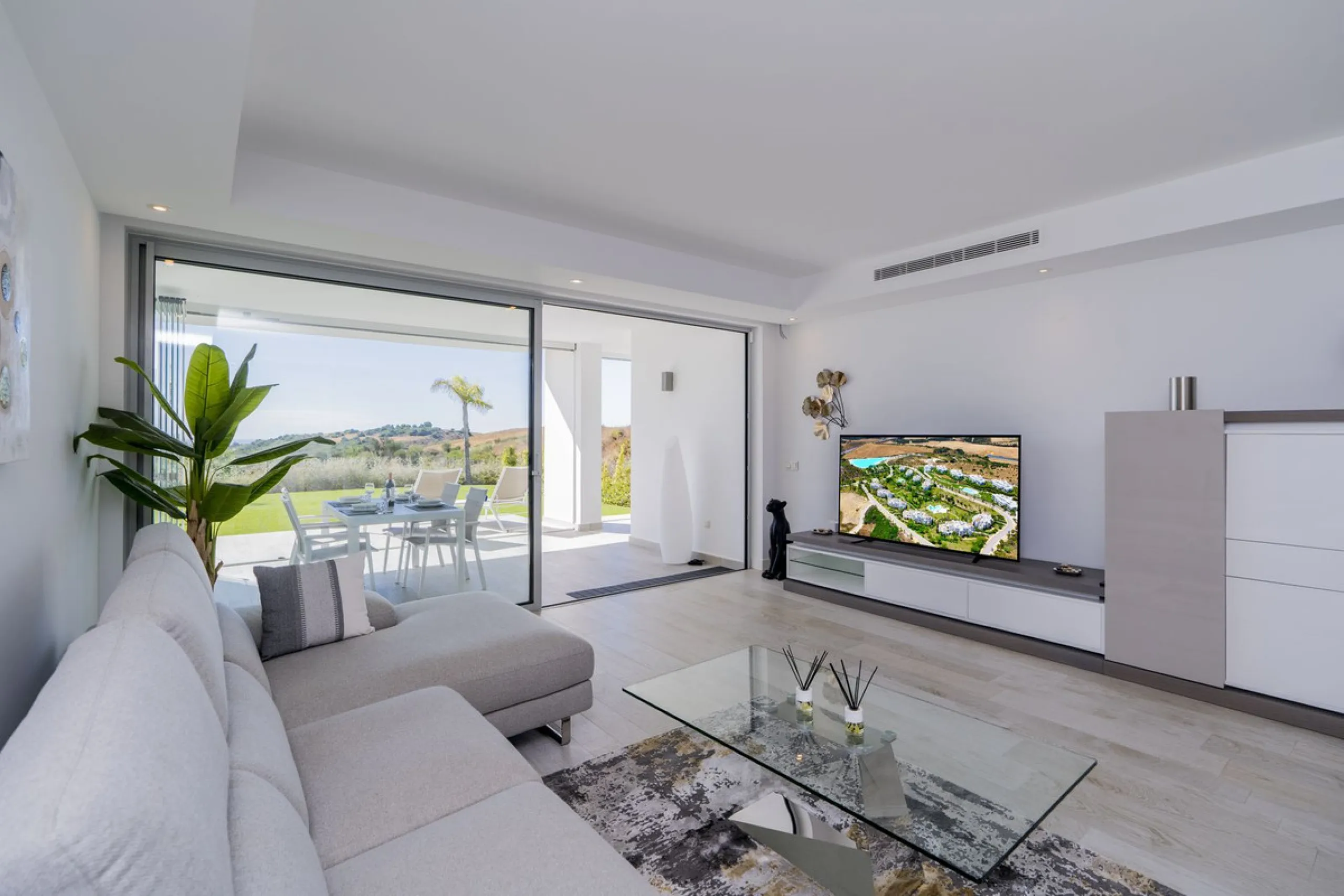 Апартамент нижний этаж, Estepona, Costa del Sol